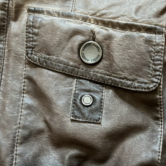 NWOT AMISU TAUPE FAUX LEATHER JACKET - Picture 16 of 16